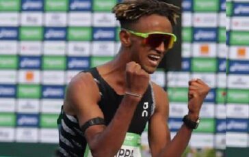 Atletica Yeman Crippa vince la Maratona di Parigi 364x230