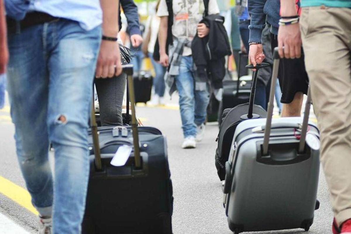 Attacco hacker contro Booking, rubati dati su prenotazioni: scatta avviso agli utenti
