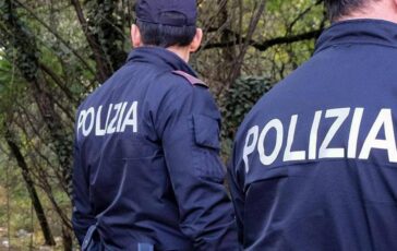 Bambini allontanati da comunita bosco Gibilmanna arrestato per maltrattamenti il Santone. Indagata la madre dei piccoli 364x230