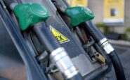 benzina i prezzi di oggi gasolio supera i 21 euro al litro 2