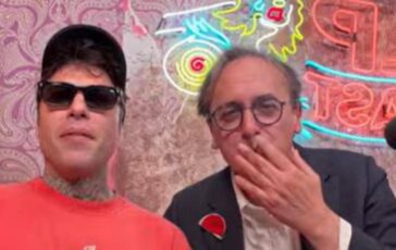 Bonelli e la gag dello spinello da Fedez Niente di preparato ho fumato per lanciare un messaggio 364x230