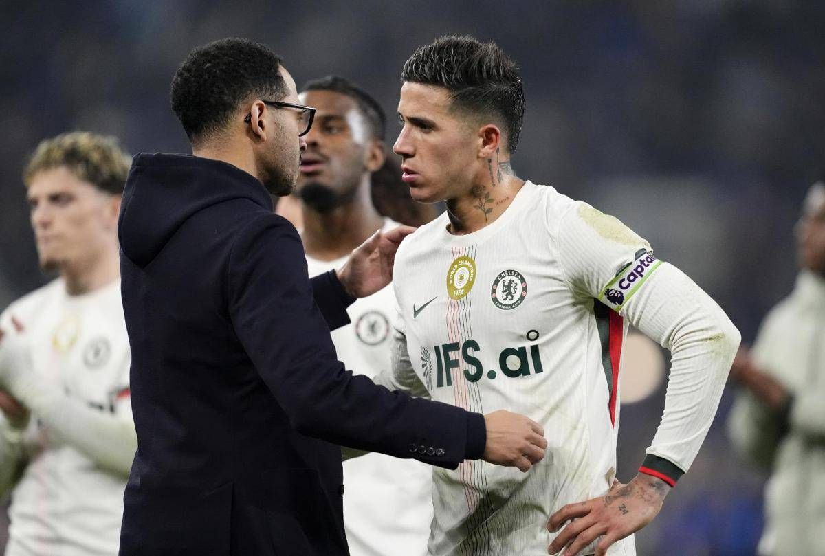 Caos Chelsea, Enzo Fernandez messo fuori rosa per una frase: cos'è successo