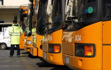 Caro carburanti e allarme trasporto pubblico locale rischio stop da nord a sud 364x230