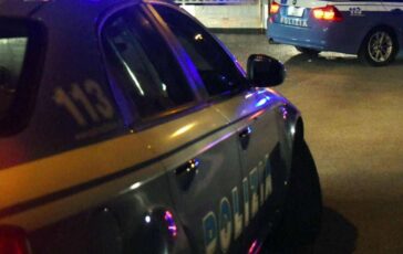 Cosenza violento scontro tra due auto in galleria due morti e un ferito 364x230