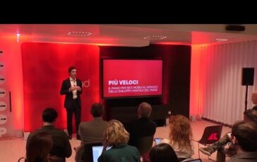 Digitale iliad presenta proposta per accelerare reti mobili in Italia 364x230