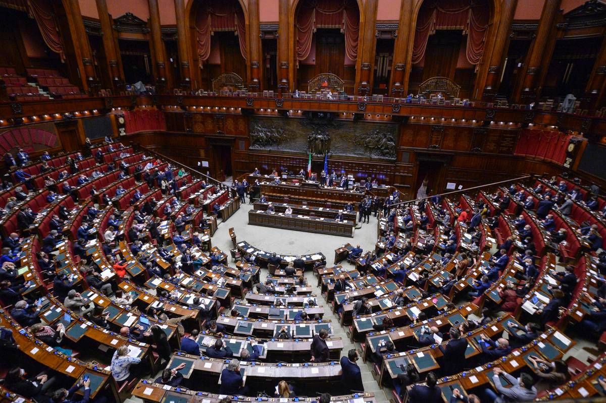 Dl sicurezza, ok definitivo Camera con 162 sì