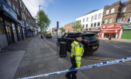 Due accoltellati a Londra il governo britannico stanzia 25 milioni per sicurezza comunita ebraiche 265x160