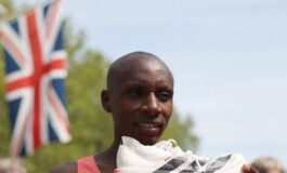 Due fette di pane miele e te Sawe e la normale colazione prima del record del mondo in maratona 265x160