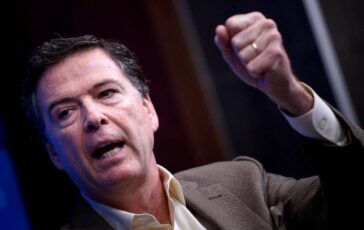 Ex direttore Fbi Comey accusato di aver minacciato la vita di Trump 364x230