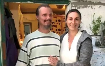 Famiglia nel bosco cresce disagio psicologico bimbi nuova relazione a Tribunale minorenni 364x230