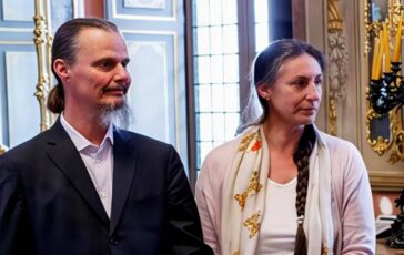 Famiglia nel bosco no al ricorso dei Trevallion confermato lallontanamento della madre dai figli 364x230