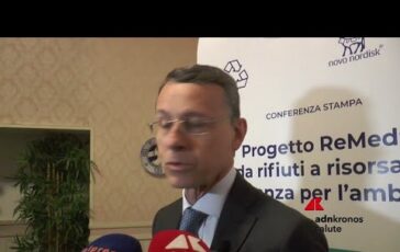 Farmaci Mandelli Fofi ‘farmacista e un raccordo naturale con i cittadini 364x230