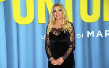 Gf Vip problemi intestinali per Valeria Marini panico e allarme virus 364x230