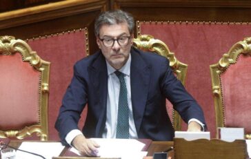 Giorgetti In 20 anni over 50 raddoppiati maggior anzianita non e gap in termini produttivita 364x230