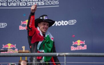 Gp Jerez vince Marquez ma Bezzecchi e sempre leader del Mondiale ordine di arrivo e classifica piloti 364x230