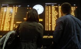 Guasto sulla linea Alta Velocita Roma–Napoli treni nel caos cancellazioni e ritardi record 265x160