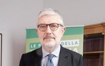 Guerra Iran Usa e rischio austerity Montano Simi Se ci sara rivedere tutti insieme priorita Ssn 364x230