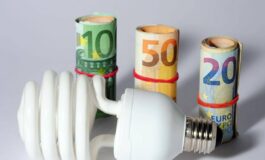 Guerra Usa Iran puo costare fino a 950 euro a famiglia dalle bollette alla benzina tutti gli aumenti 265x160