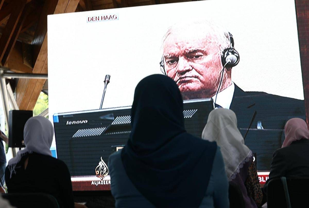 Ictus in carcere per Ratko Mladic, il Macellaio di Bosnia "in condizioni molto gravi"
