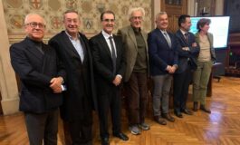 Il dottor Ai E intelligente se lo siamo noi e non potra sostituire il medico. Un libro spiega perche 265x160