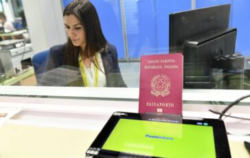 Il passaporto si puo richiedere in 7.500 uffici postali in tutta Italia 364x230