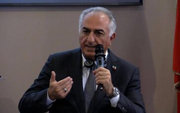 Iran Pahlavi Potrei guidare governo di transizione no a vendette 364x230