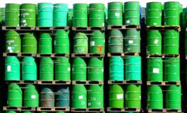 Iran e la tregua di 2 settimane prezzo petrolio crolla con riapertura Stretto di Hormuz 265x160