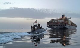 Iran la flotta delle zanzare e lincubo di Trump i barchini minacciano Hormuz 265x160