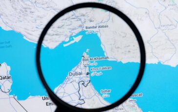 Iran riapre lo Stretto di Hormuz Via libera a tutte le navi 364x230