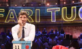 Jovanotti e Morandi con le figlie ad Affari Tuoi da De Martino. Ma Sanremo non centra 265x160