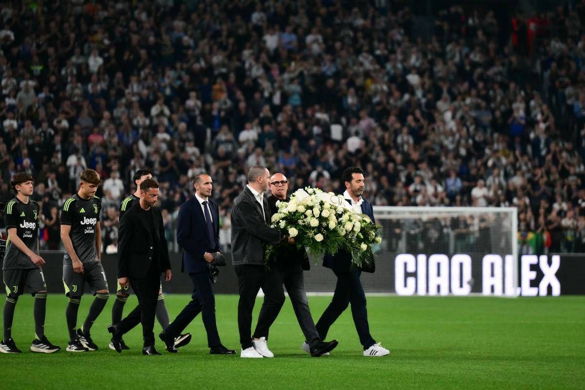 Juve-Bologna, tributo da brividi per Manninger: in campo anche Buffon, Bonucci e Chiellini