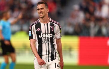 Juventus infortunio per Milik stagione finita. Emergenza attacco per Spalletti 364x230