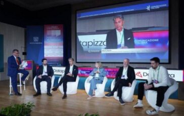 Linguaggi strumenti e trasformazioni al centro del Forum It Intelligence 364x230