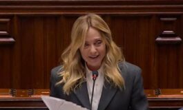 Meloni frena lapplauso in Aula durante liinformativa E ancora lunga rega. Poi punzecchia le opposizioni 265x160