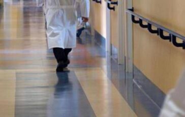 Meningite casi in Abruzzo e a Parma come si prende sintomi vaccini 364x230