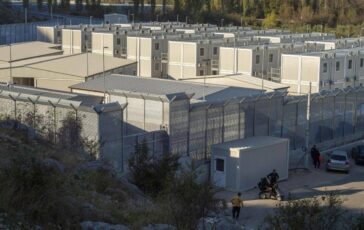 Migranti Fratelli dItalia Il Cpr di Gjader e pieno e funzionante smentita lennesima falsa narrazione delle sinistre 364x230