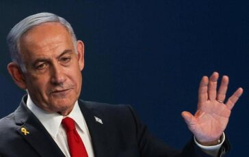 Netanyahu torna in tribunale dopo pausa di 2 mesi per guerra 364x230