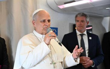 Papa Non dibatto con Trump non e mio interesse 364x230