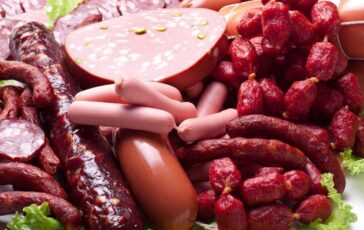 Pasqua lesperto Attenzione ai pasti pesanti rischio 2 kg in due giorni 364x230