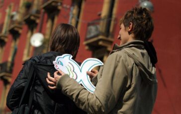 Pesce daprile origini e storia del giorno degli scherzi 364x230