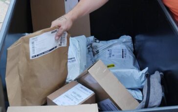 Problemi con le spedizioni pacchi dispersi o danneggiati Ecco come fare 364x230