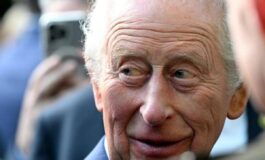 Re Carlo e il lavoro a maglia la passione antistress condivisa con lolimpionico Daley 265x160