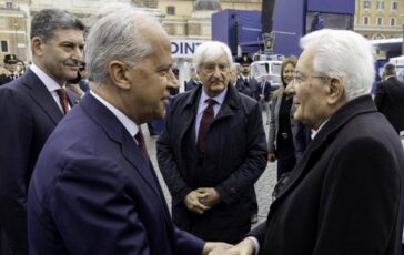 Roma Mattarella visita lo Spazio legalita a piazza del Popolo 364x230