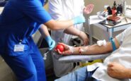 sangue solo da donatori non vaccinati e boom di richieste e negli usa scatta lalert 2