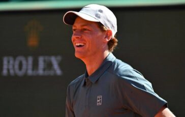 Sinner oggi debutta a Montecarlo sfida con Humbert orario e come vedere match in tv 364x230