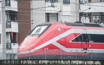 stop ai treni sulla linea alta velocita roma firenze cosa cambia da fino a lunedi 13 aprile 2
