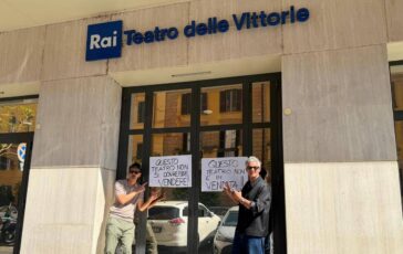 Teatro delle Vittorie in vendita Fiorello Un crimine contro la storia dello spettacolo 364x230