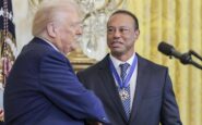 tiger woods alla polizia dopo lincidente ero al telefono con trump 2