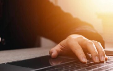 Titoli di Stato ad aprile cinque aste ci sono anche Btp anti inflazione 364x230