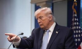 Trump Iran ha 3 giorni per evitare disastro petrolifero. Teheran parla con Putin 265x160